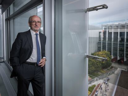 El presidente de Repsol, Antonio Brufau, en la sede de la compañía en Madrid, antes de la entrevista.
