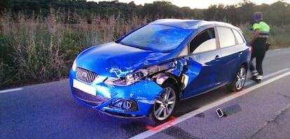 El turismo implicado en el accidente con cinco ciclistas en Sant Pere de Vilamajor.