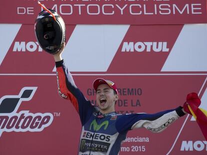 Jorge Lorenzo, campeón de MotoGP de 2015 en el Ricardo Tormo.
