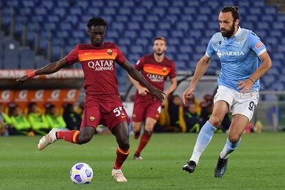 Ebrima Darboe, centrocampista de la Roma, en el derbi contra la Lazio del pasado 15 de mayo.