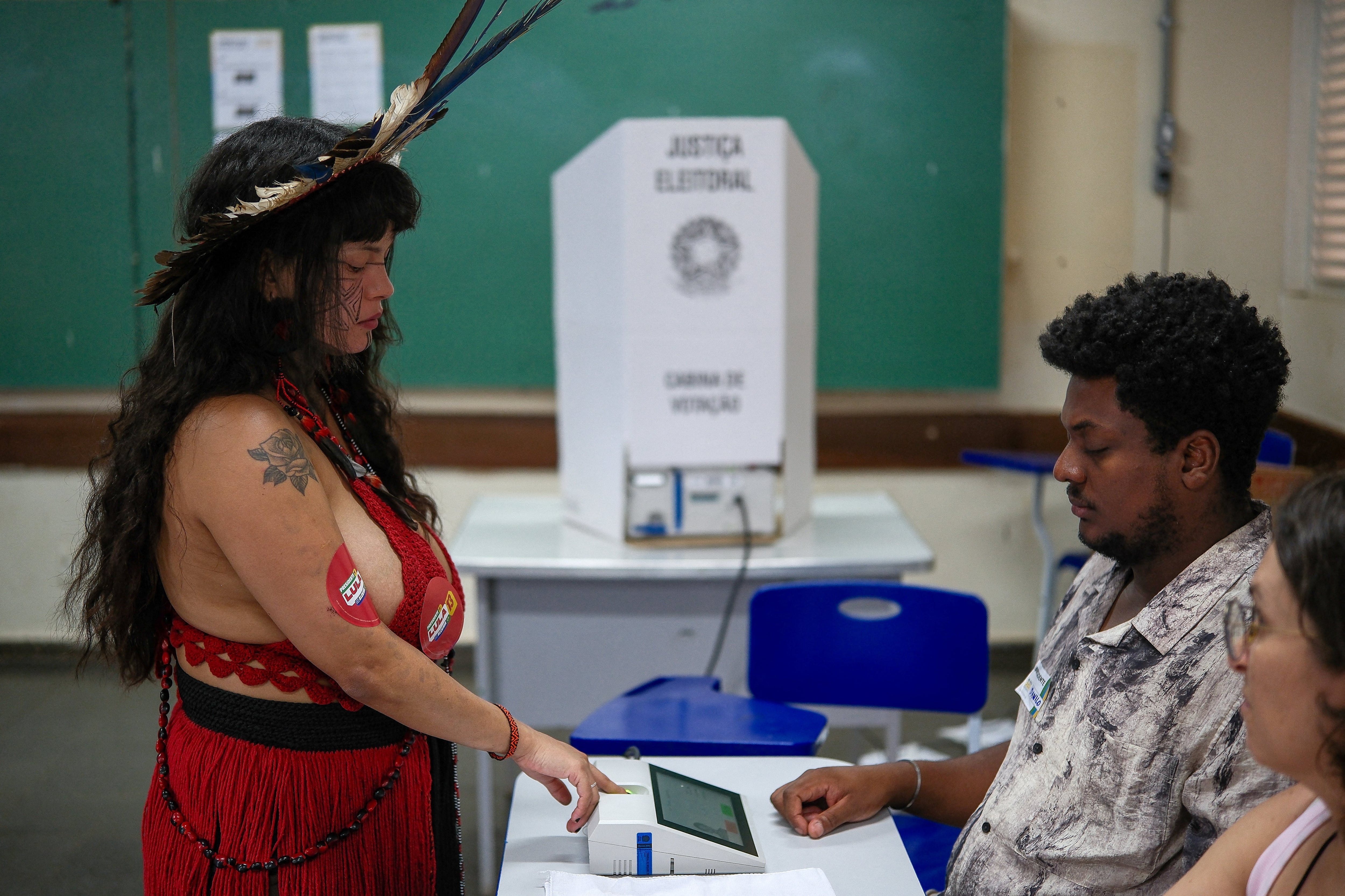 La jornada electoral de Brasil, en imágenes
