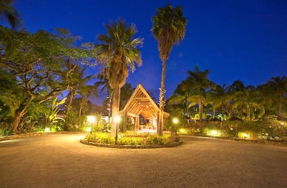 En la isla de Antigua se encuentra el Galley Bay Resort, en la localidad de St. John's. Ocupa el octavo puesto del ranking.