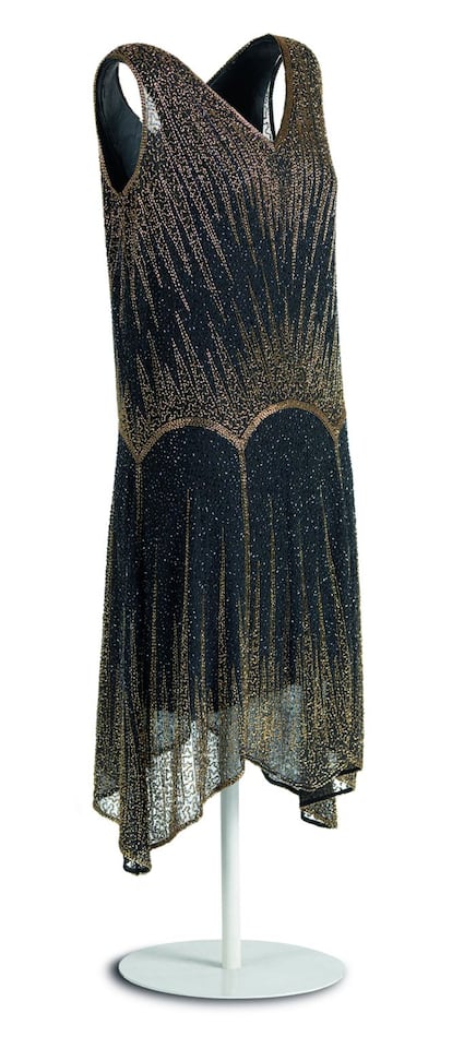 Vestido de fiesta, ca. 1928. Crespón de seda negro.