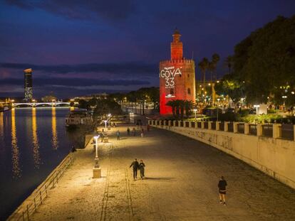 La sevillana Torre del Oro, iluminada en enero días antes de la celebración de los Goya.