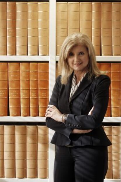 Arianne Huffington, directora del diario digital The Huffington Post, posa en la redacción del diario El País en octubre de 2011.