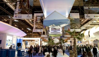 Interior de uno de los pabellones de Ifema durante la celebración de Fitur.