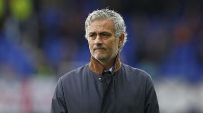 Mourinho en el partido frente al Everton.