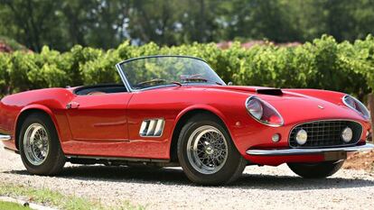  El Ferrari 250 GT SWB California Spider que se subastar&aacute; este fin de semana y cuyo valor ronda los 18 millones de d&oacute;lares.