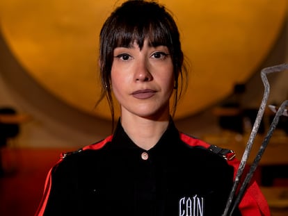 Anaí Meléndez, en el comedor del restaurante Caín, en Nava del Rey