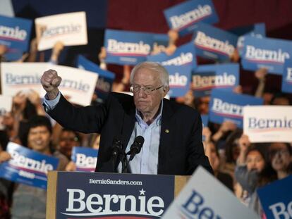 Bernie Sanders neste sábado no Texas, após sua vitória em Nevada.