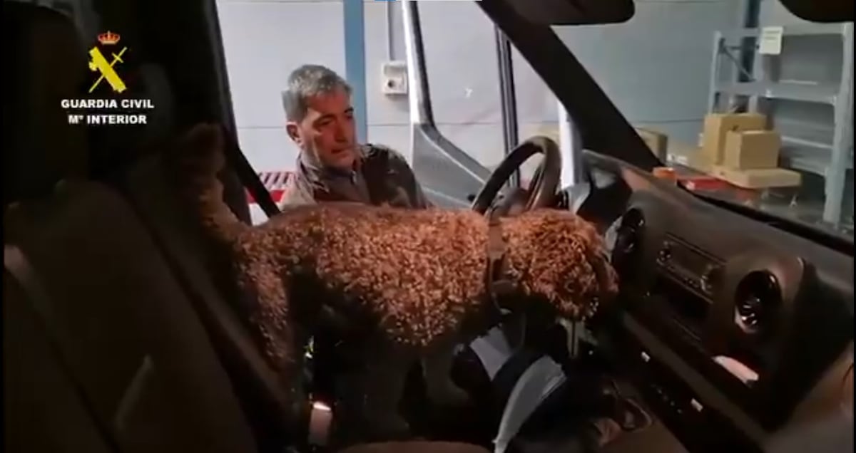 La mala suerte de Julián, el jubilado que murió apuñalado cuando cambiaba el aceite de su tractor en Toledo