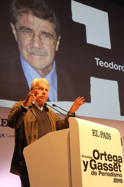 El ex presidente del Gobierno Felipe González, encargado de recoger el galardón a toda la trayectoria del director del diario 'Tal Cual', Teodoro Petkoff, ha dicho que "la libertad es la esencia de la democracia".