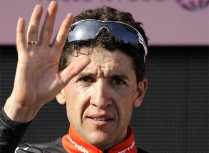 Carlos Sastre, tras ganar en los Apeninos.