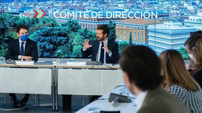 El líder del PP, Pablo Casado, en el comité de dirección del PP, reunido este viernes.