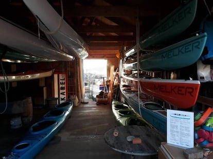 Piraguas reciclables en el taller de Melker Kayaks, en Hammarö (Värmland).