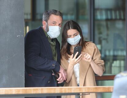 Ben Affleck y Ana de Armas, en Los Ángeles.