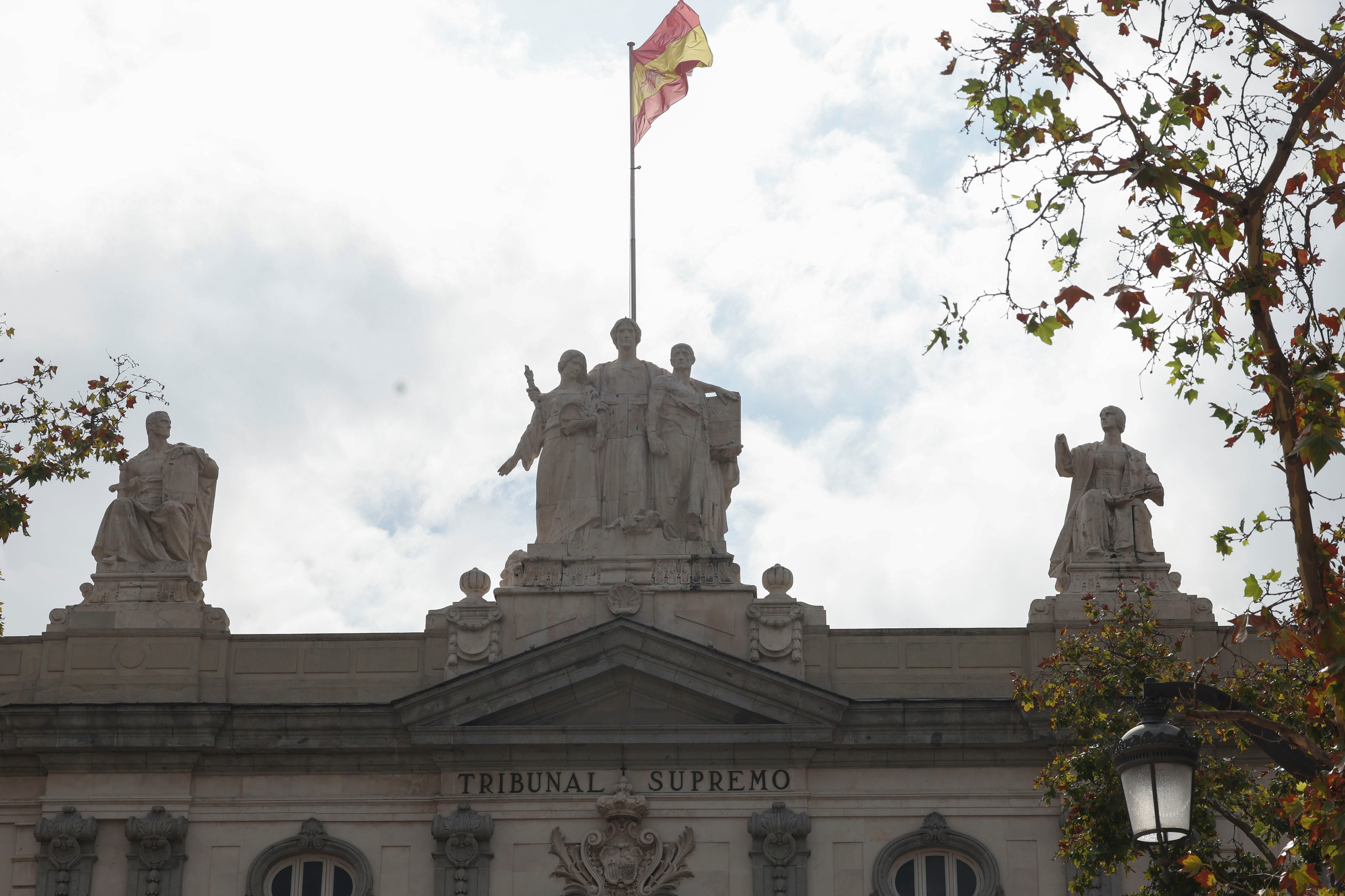 El tortuoso camino para aplicar la orden del Supremo sobre la ‘ley de nietos’: de los recursos exprés a las revisiones del censo fuera de plazo