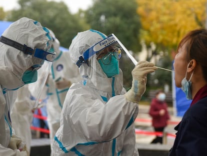 Pruebas de coronavirus en la ciudad china de Yuyao, en la provincia de Zhejiang.