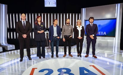 Candidatos de diferentes partidos en el debate organizado por TVE en Cataluña.