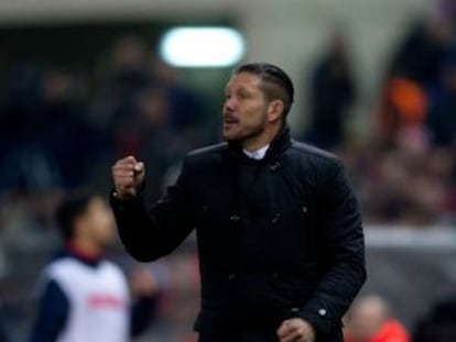 Simeone, durante el partido.