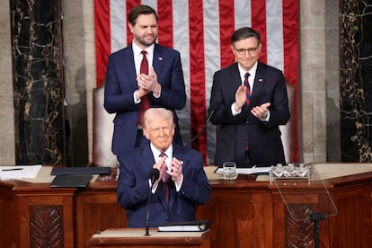 Donald Trump habla en una sesión conjunta del Congreso, en Washington, D.C.