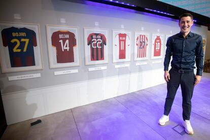 Bojan Krkic durante el acto en el que ha anunciado su retirada, en el Camp Nou este jueves.