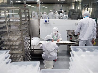 Líneas de producción y de empaquetado de las empanadillas congeladas de Haisu.