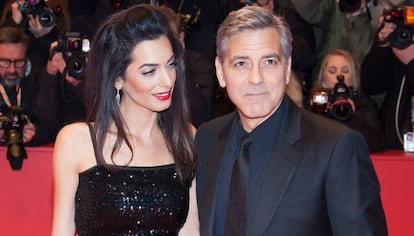 George y Amal Clooney en la ceremonia de apertura del Berlinale, el pasado febrero. 
