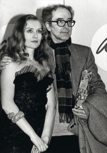 Huppert ha rodado con grandes directores europeos, como Godard, en la foto.