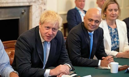 El primer ministro británico, Boris Johnson, en la primera reunión de su Gabinete e, 25 de julio.