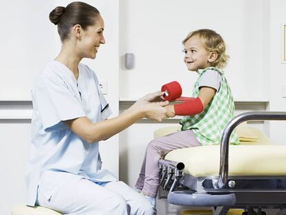 Quién es la enfermera que atiende a tu hijo en el centro de salud