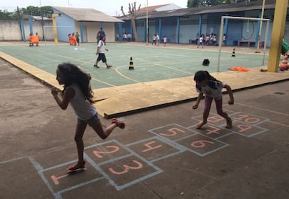 Escola estadual em Santa Gertrudes.