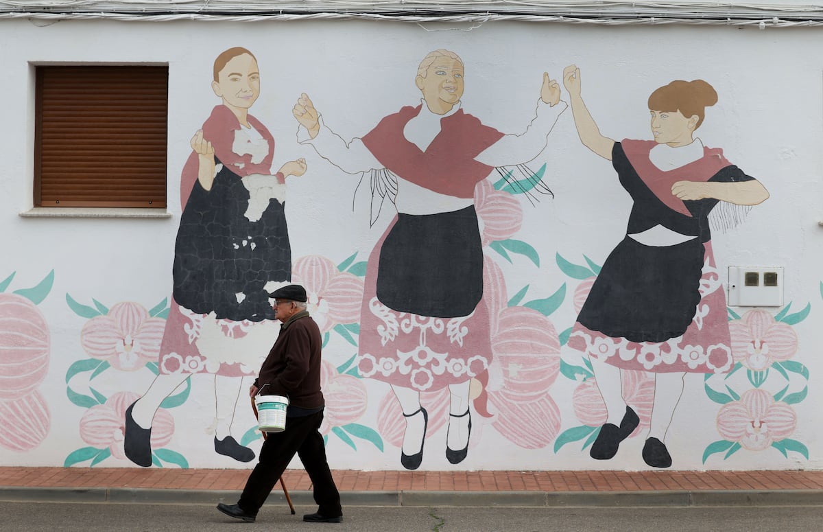 Del “desprecio ajeno al victimismo propio”: así se ven los extremeños en la cuenta atrás de sus primeras elecciones en solitario