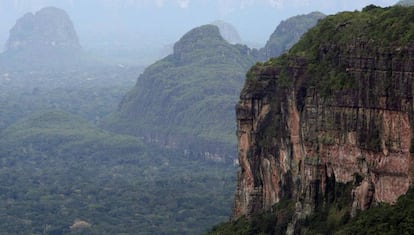 Vista aérea de Chiribiquete, el parque natural más grande de Colombia.