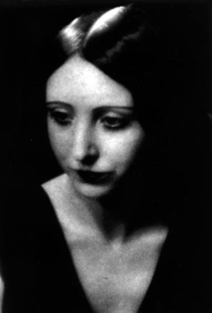 El món va canviar per a Anaïs Nin quan el seu pare la va portar de Barcelona a Nova York: ella es refugiaria en la seva literatura intimista.