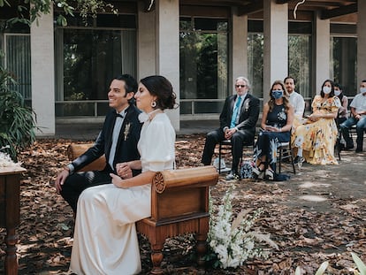 Así celebraron su boda de 16 invitados Mónica y Carlos el pasado mes de mayo en Guatemela.