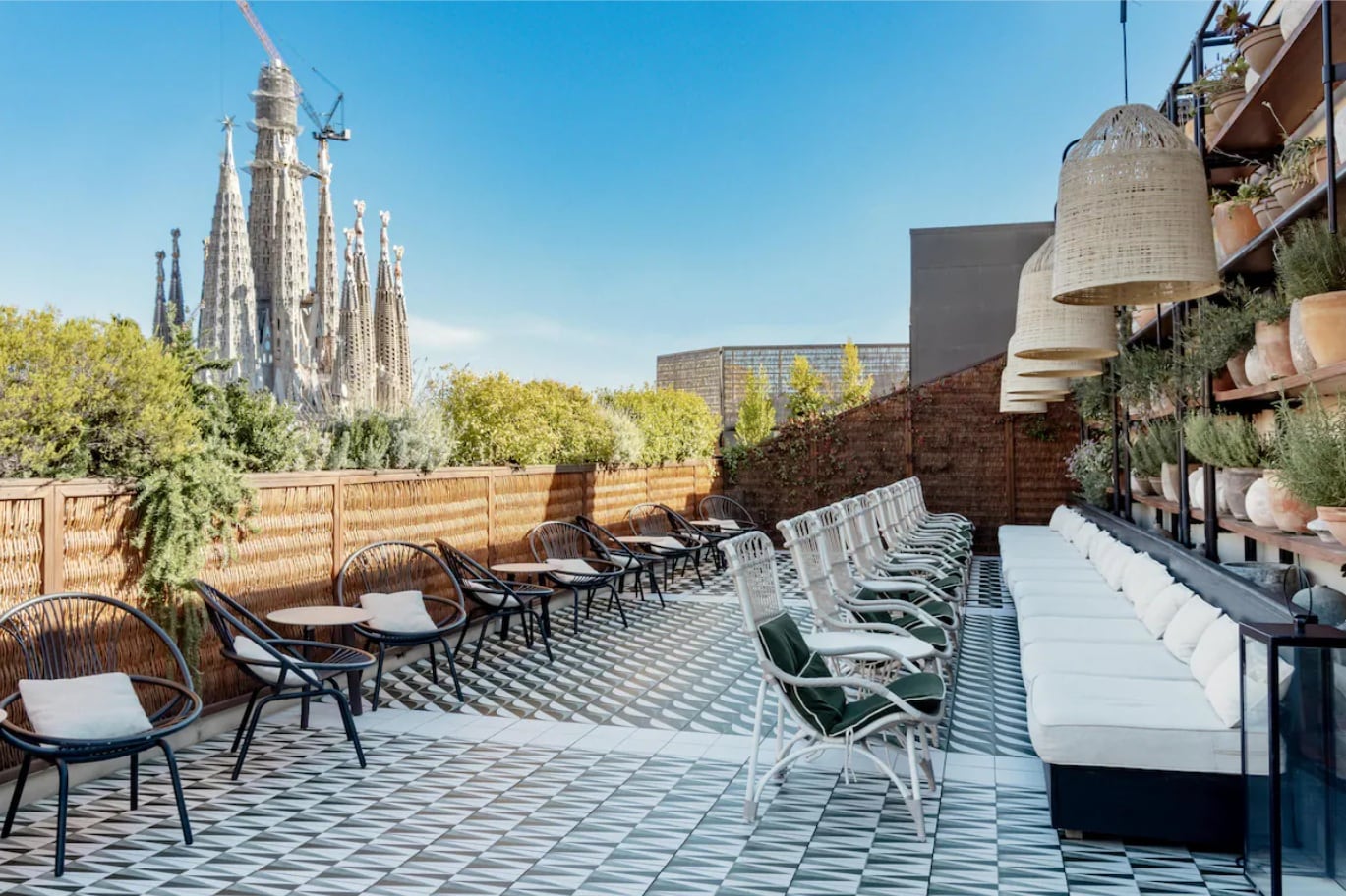 El gigante alemán Union Investment se suma a la ola turística al poner a la venta el Radisson Blu de Barcelona