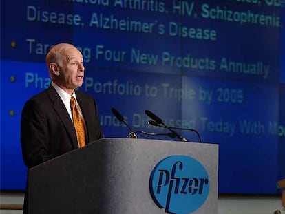 John LaMattina, presidente de Pfizer, la semana pasada en una reunión con analistas en Groton (Connecticut).