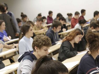 Examen de selectividad en San Sebastián.