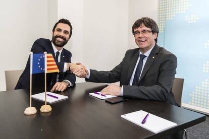 Torrent y Puigdemont, el 24 de enero en Bruselas.