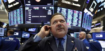 Un operador de la Bolsa de Nueva York