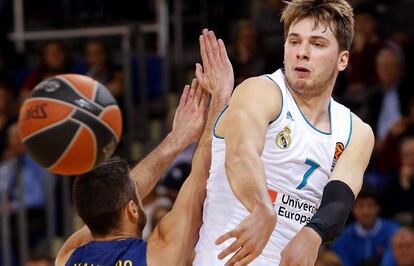 Doncic, ante Navarro.