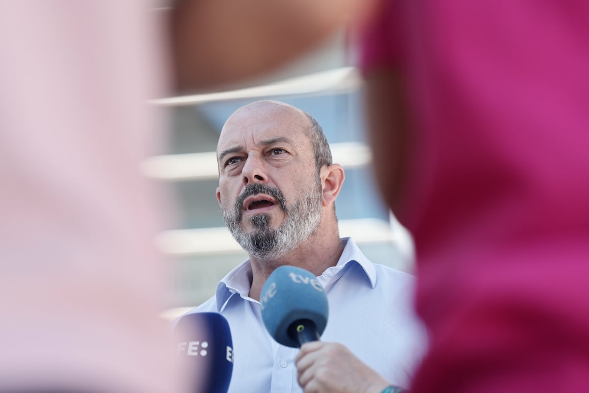 El PP quiere hablar con Junts pese a cargar contra Sánchez por buscar ...
