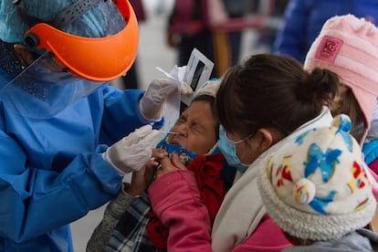 semáforo covid cdmx prueba para detectar coronavirus en la alcaldía Iztapalapa de Ciudad de México