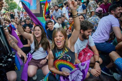 Asistentes a la manifestación del Orgullo Crítico, que ha recorrido el centro de Madrid este miércoles.