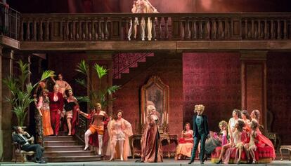 Escena de la ópera 'Manon Lescaut' en el montaje que se verá en el Liceo. 
