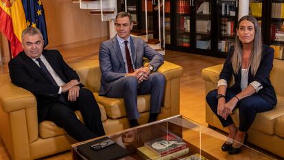 Santos Cerdá y Pedro Sánchez, reunidos con la portavoz de Junts Míriam Nogueras.