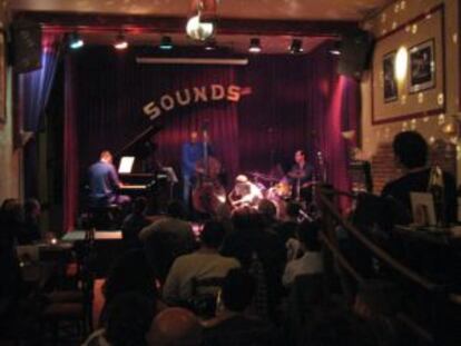 El escenario de Sounds Jazz Club, en Bruselas.