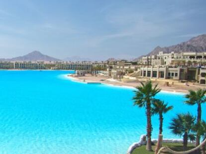 Vista de la laguna artificial de 12,5 hectáreas situada en el complejo turístico de Citystars Sharm El Sheikh.