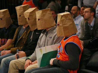 Aficionados de los Knicks, en el Madison.